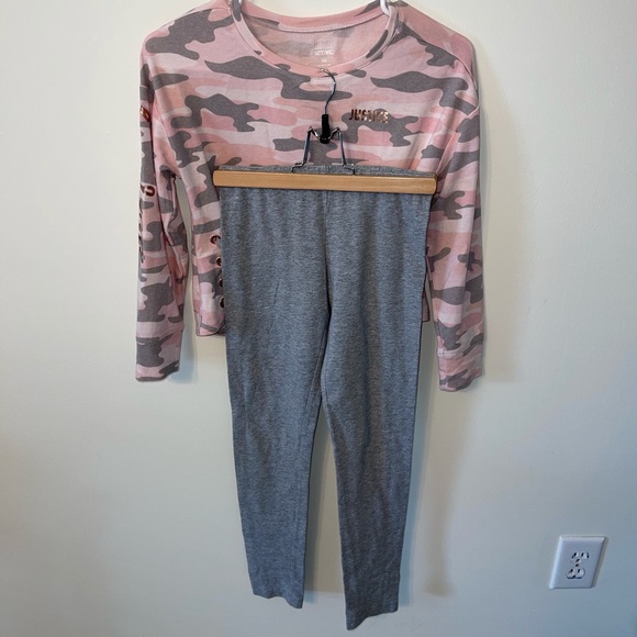 Girls Gray Leggings - Picture 3 of 3